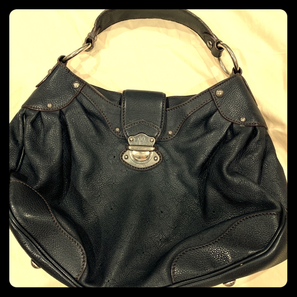 Louis Vuitton Mahina Leather Handbag
